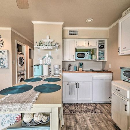Updated Front Beach Condo With Resort Amenities! コーパスクリスティ エクステリア 写真