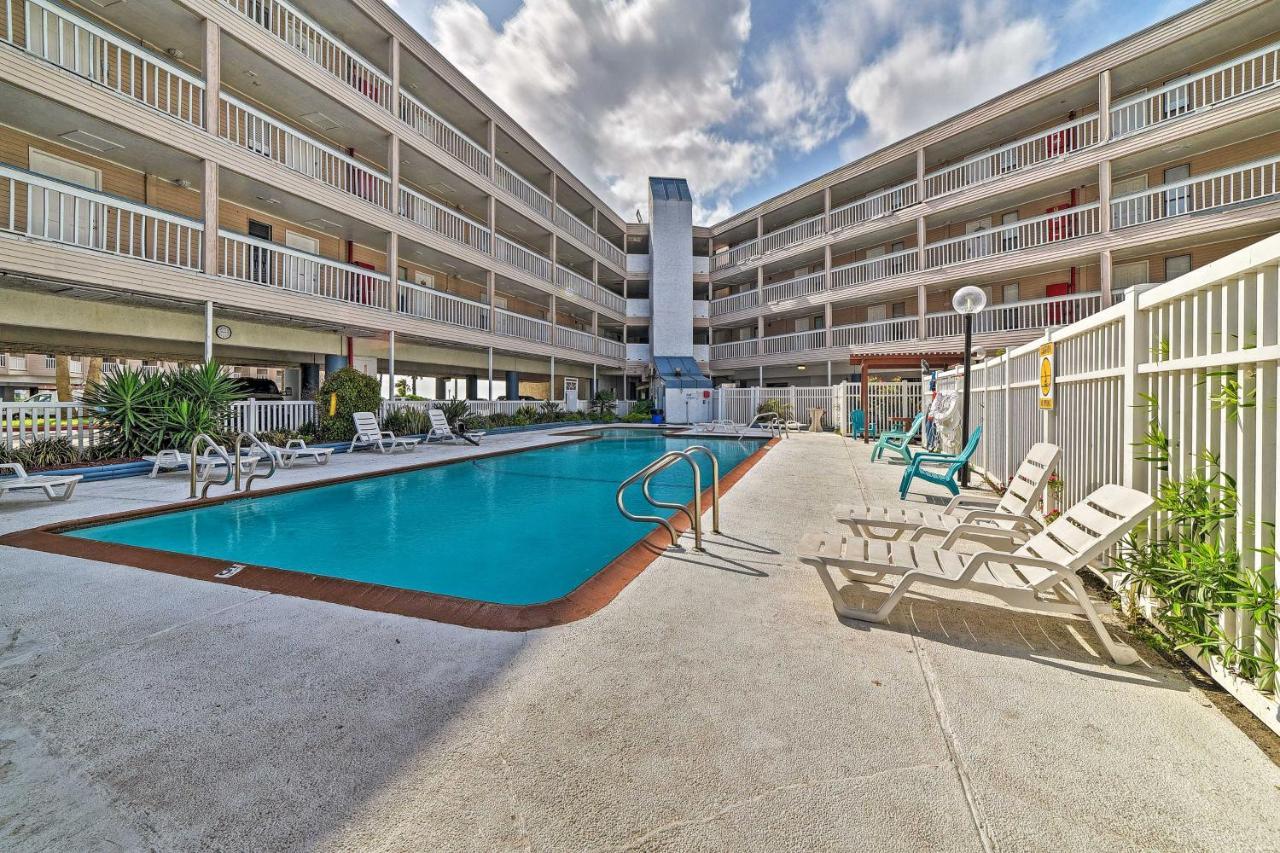 Updated Front Beach Condo With Resort Amenities! コーパスクリスティ エクステリア 写真