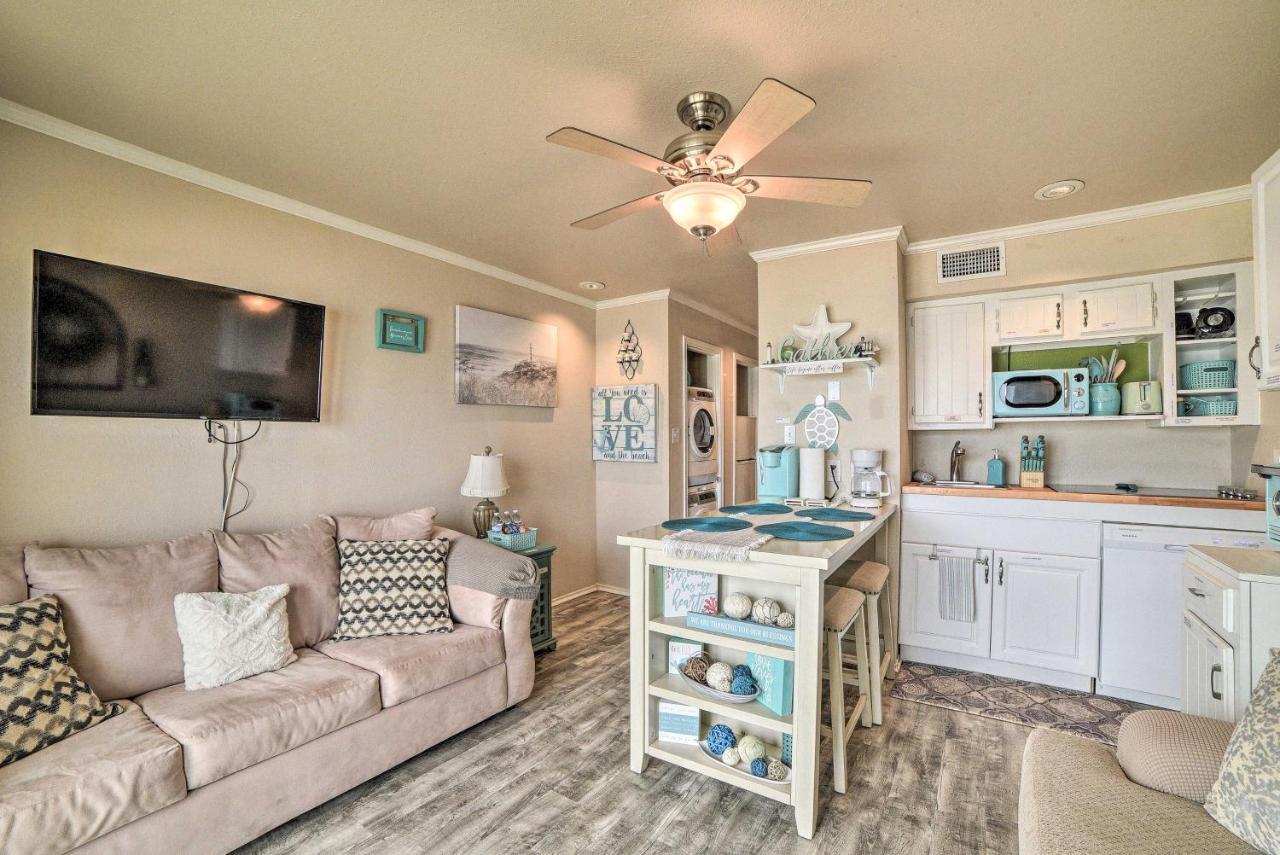 Updated Front Beach Condo With Resort Amenities! コーパスクリスティ エクステリア 写真