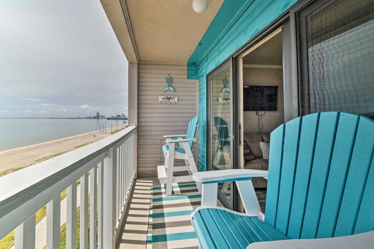 Updated Front Beach Condo With Resort Amenities! コーパスクリスティ エクステリア 写真